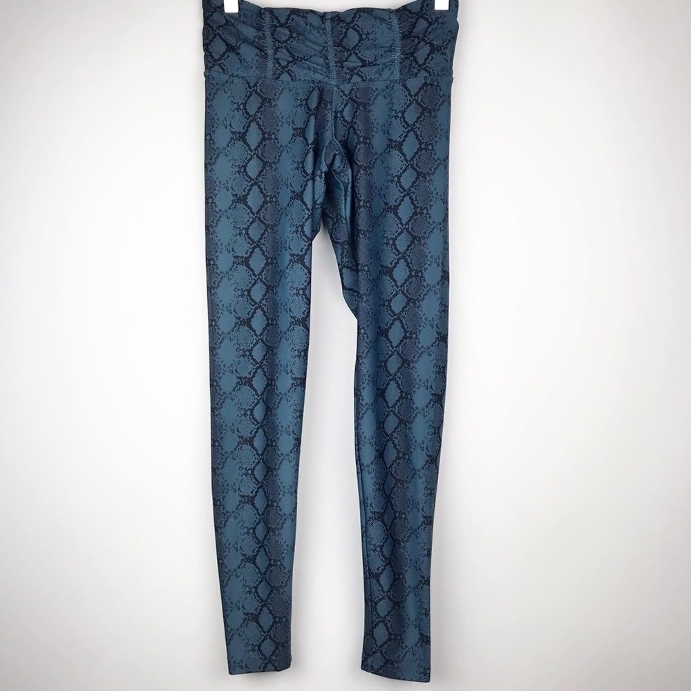 Flywheel Sports Snakeskin Print Leggings